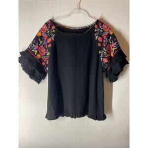Umgee Black Linen Cotton Raw Hem Floral Embroidered Blouse Tee Size Small